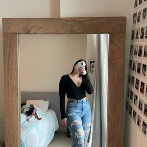 Cropped black garage shirt